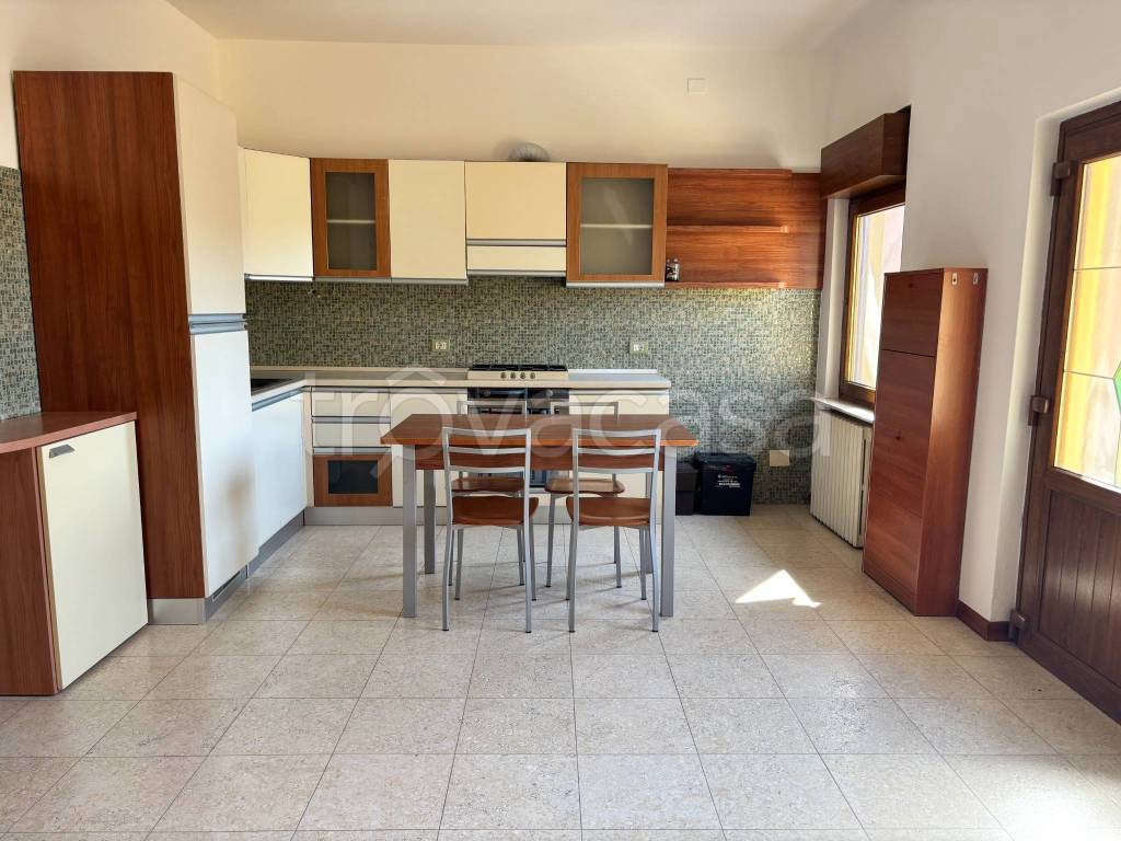 appartamento in affitto a Trescore Balneario