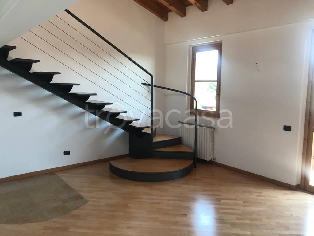 appartamento in affitto a Trescore Balneario