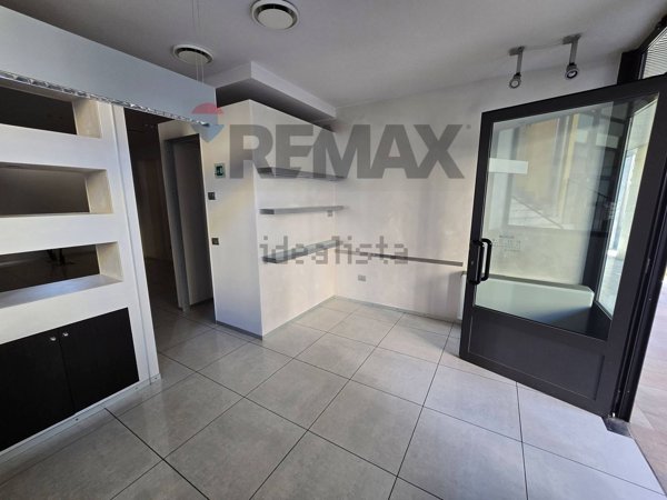 locale commerciale in affitto a Trescore Balneario