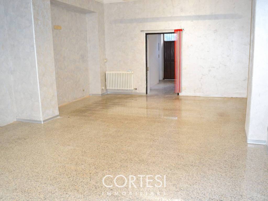 negozio in affitto a Trescore Balneario