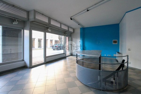 negozio in affitto a Treviglio