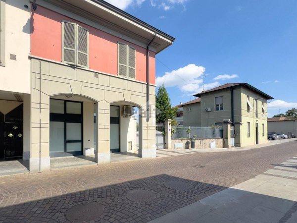 negozio in affitto a Treviglio