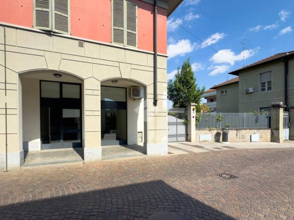 negozio in affitto a Treviglio