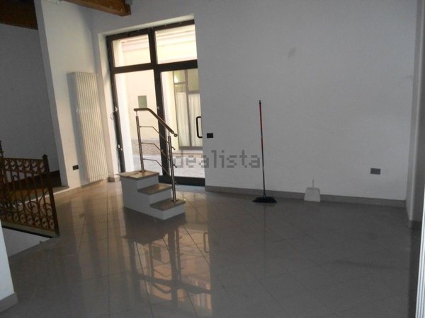 negozio in affitto a Treviglio