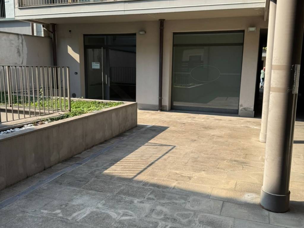 negozio in affitto a Treviglio