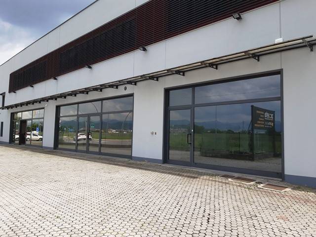 negozio in affitto a Treviolo