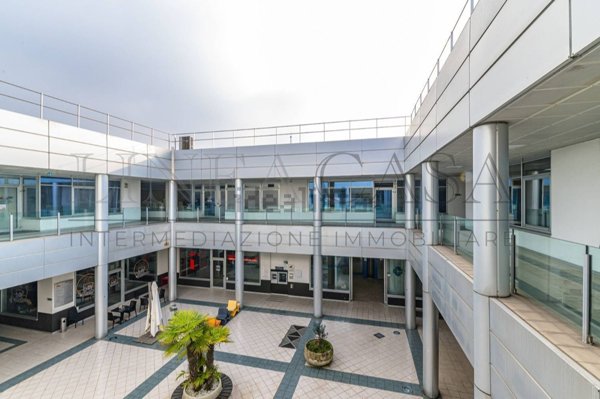 ufficio in affitto a Treviolo