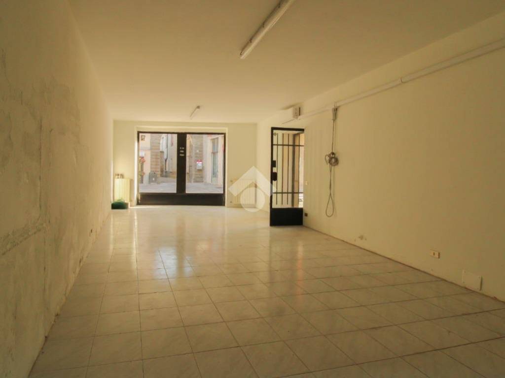 negozio in affitto a Treviolo