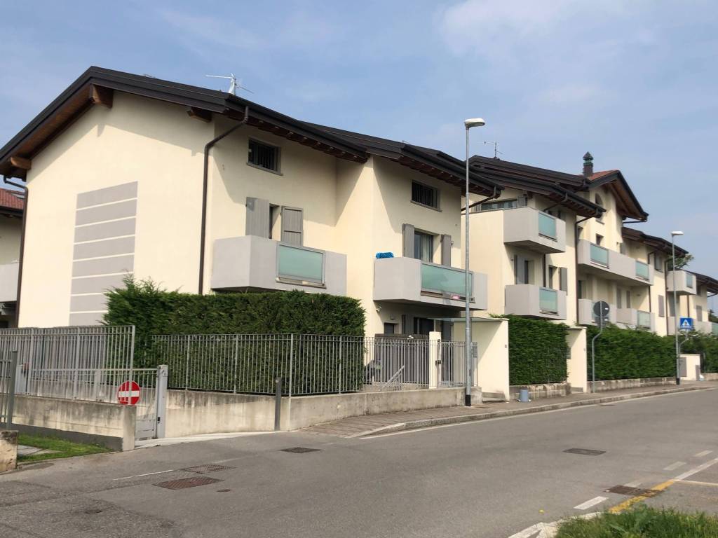 appartamento in affitto a Treviolo