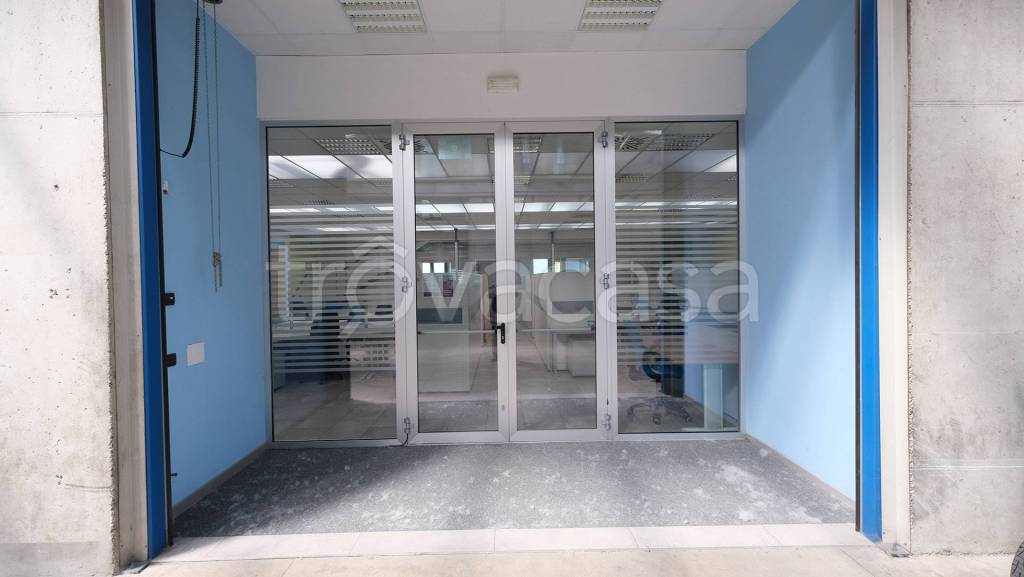 ufficio in affitto a Treviolo