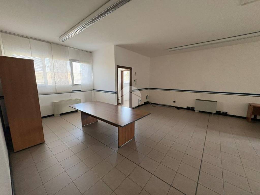ufficio in affitto a Treviolo