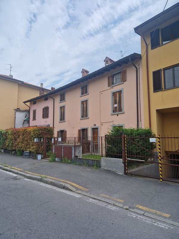 appartamento in affitto ad Urgnano