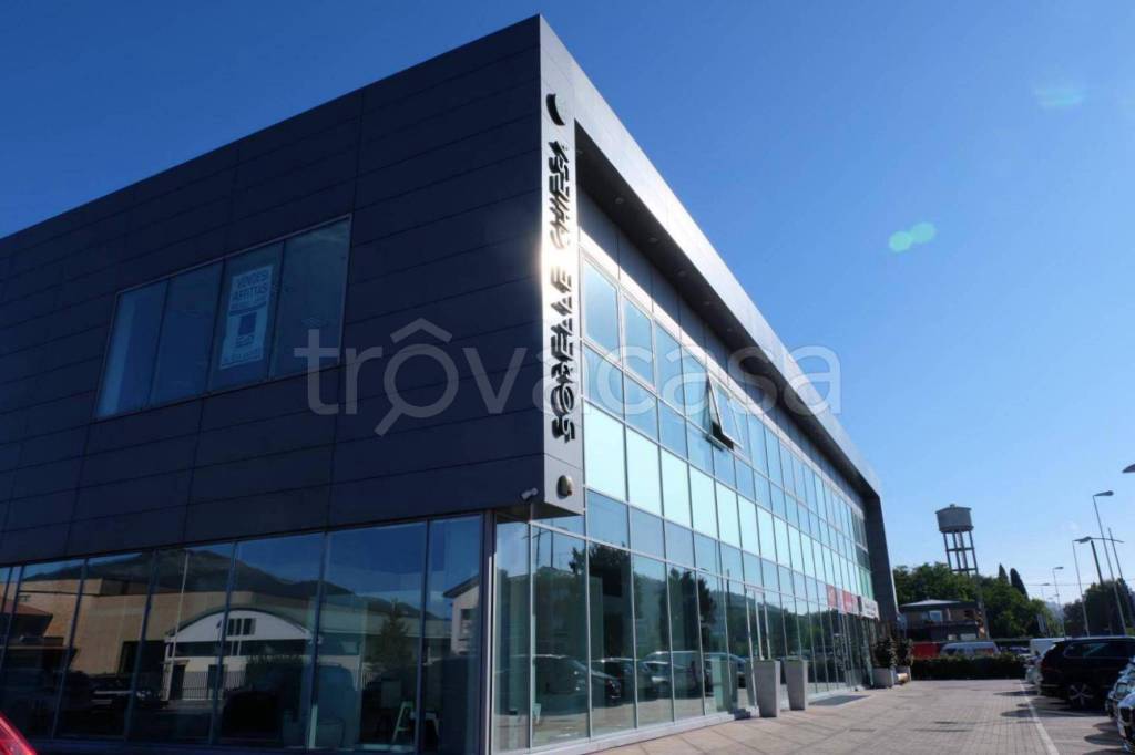 ufficio in affitto a Valbrembo in zona Scano al Brembo