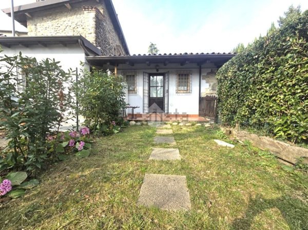 appartamento in affitto a Valbrembo