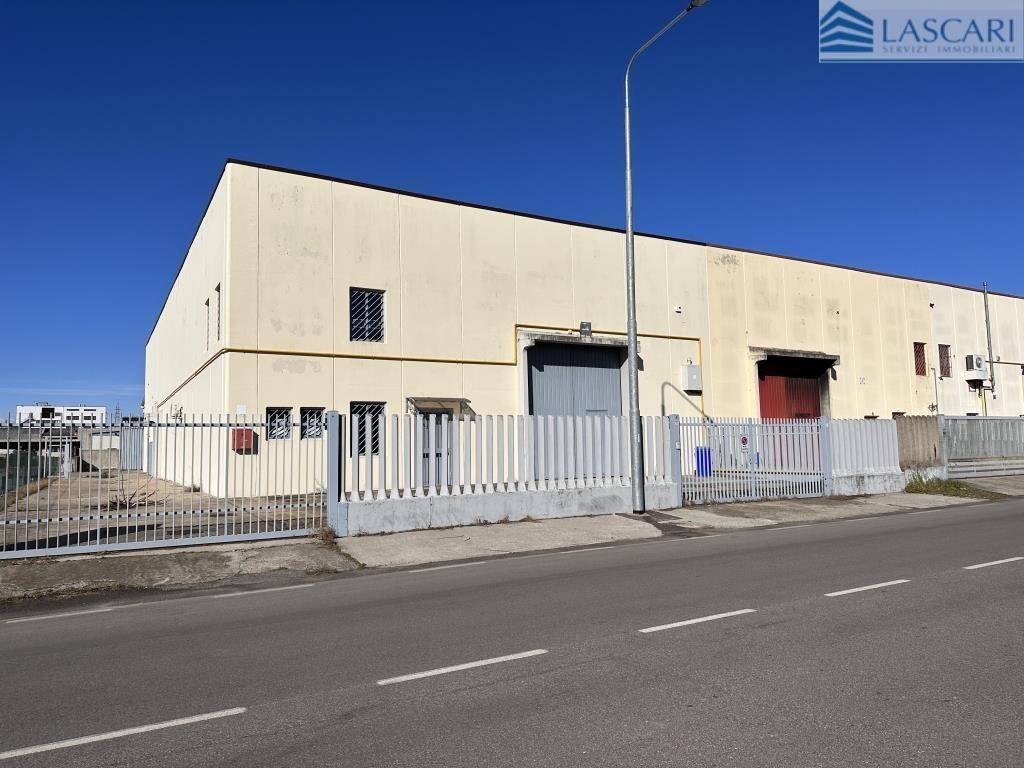 locale commerciale in affitto a Verdellino