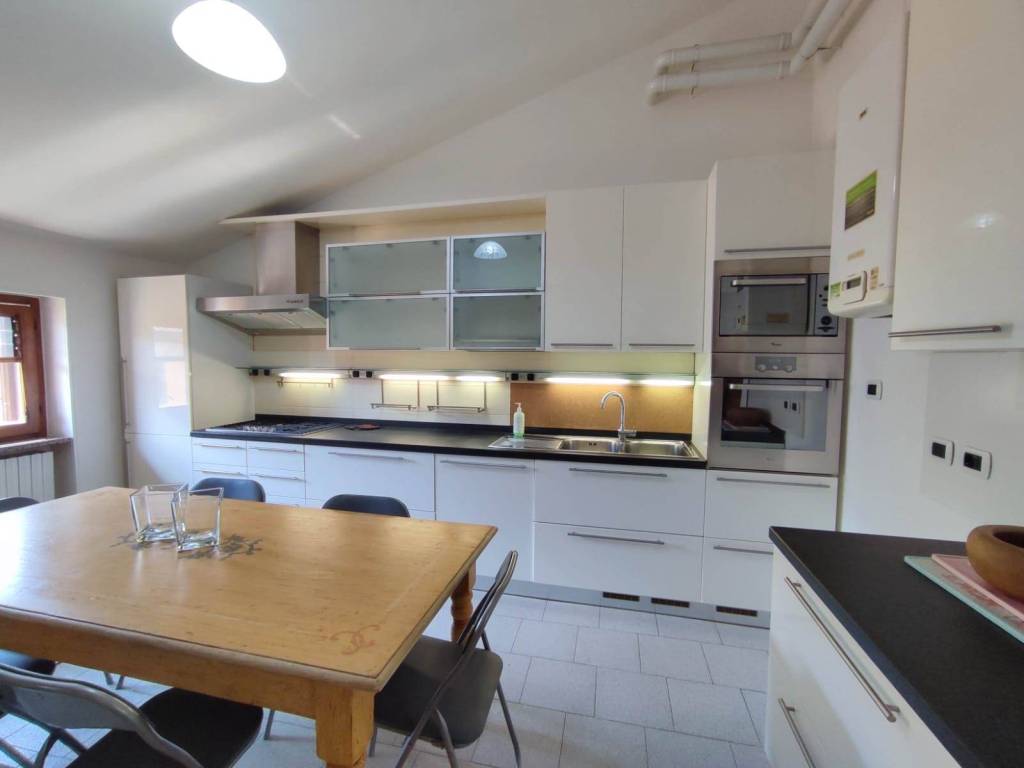 appartamento in affitto a Villa d'Almè