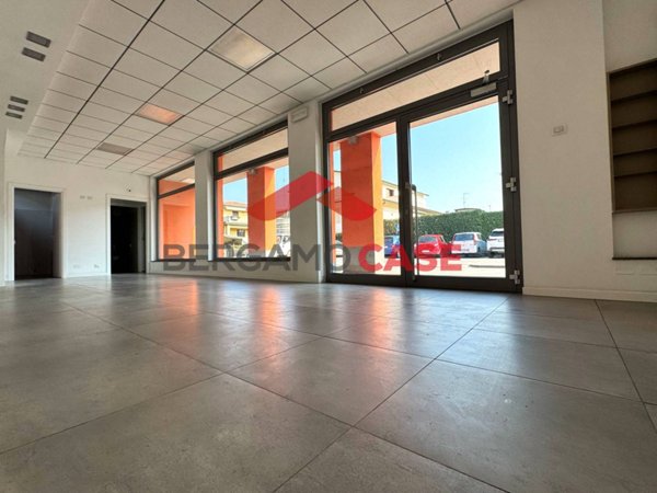 ufficio in affitto a Villa di Serio