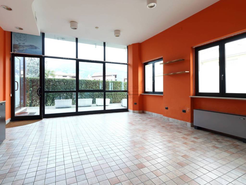 negozio in affitto a Villongo