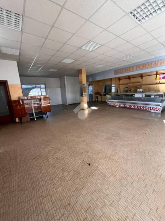 locale commerciale in affitto a Villongo