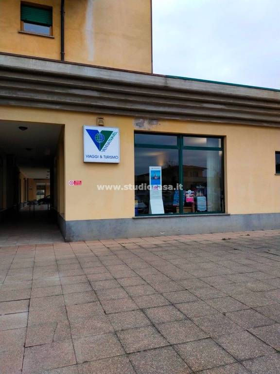 negozio in affitto a Zanica