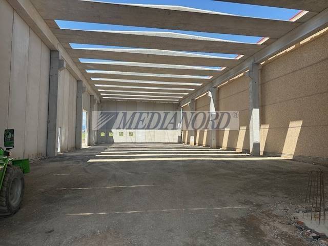locale commerciale in affitto a Zanica