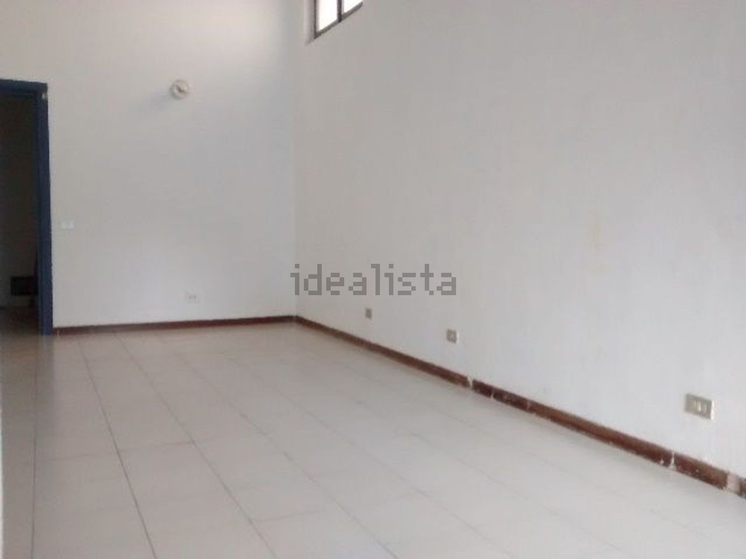 locale commerciale in affitto a Zanica