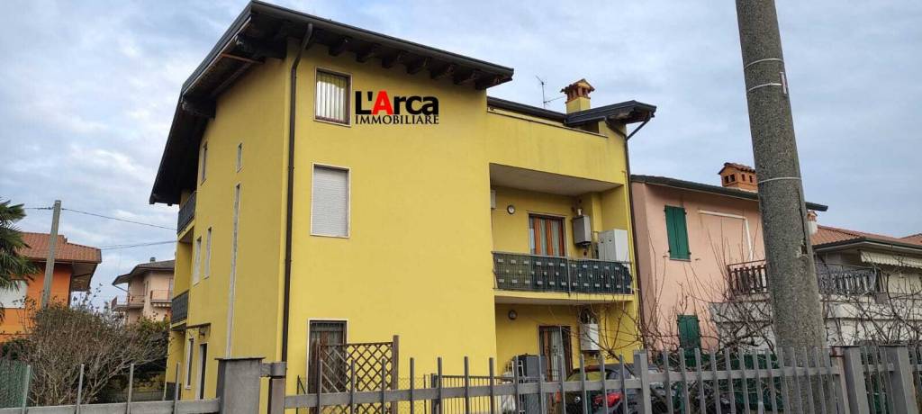 appartamento in affitto a Zanica