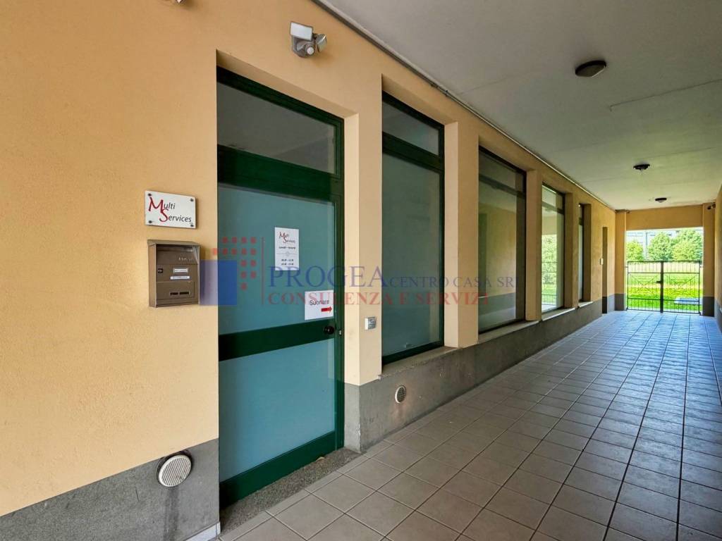 negozio in affitto a Zanica
