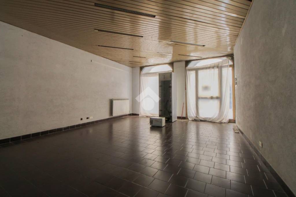 negozio in affitto a Zogno