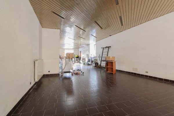 negozio in affitto a Zogno