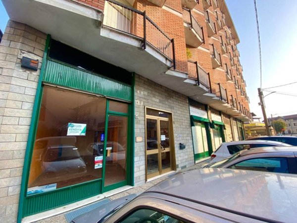 negozio in affitto a Balangero