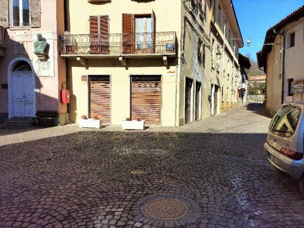 negozio in affitto a Balangero