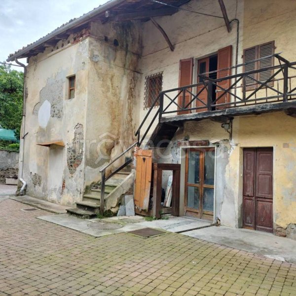 casa indipendente in affitto a Balangero