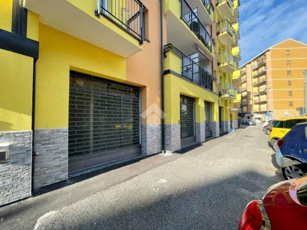 negozio in affitto a Banchette