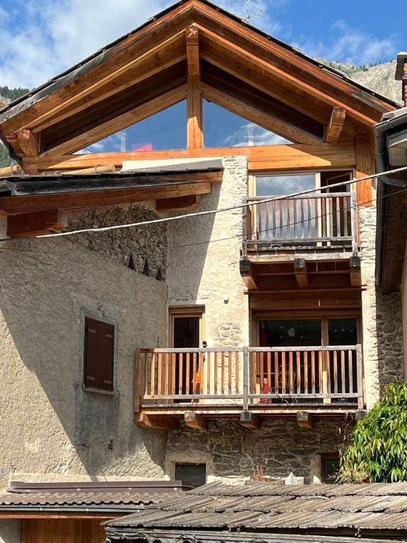 appartamento in affitto a Bardonecchia in zona Les Arnauds