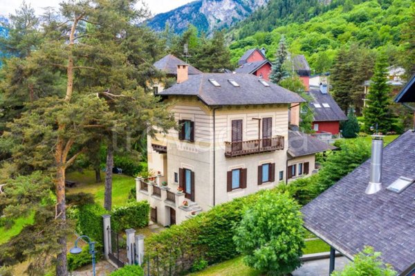 casa indipendente in affitto a Bardonecchia