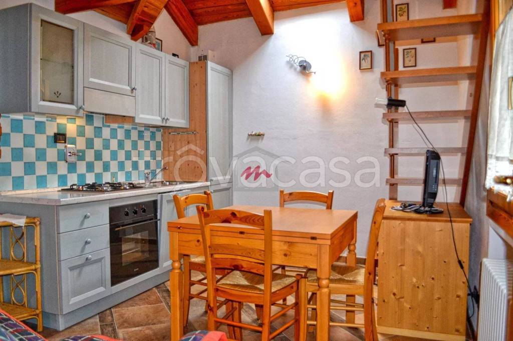 appartamento in affitto a Bardonecchia in zona Melezet