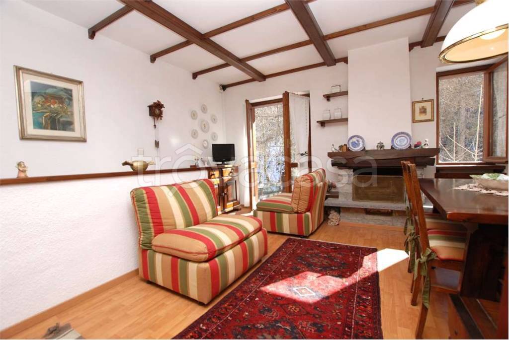 appartamento in affitto a Bardonecchia in zona Melezet