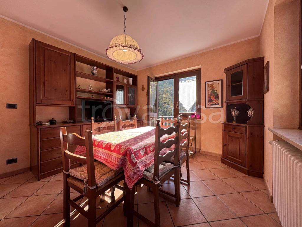 appartamento in affitto a Bardonecchia in zona Melezet