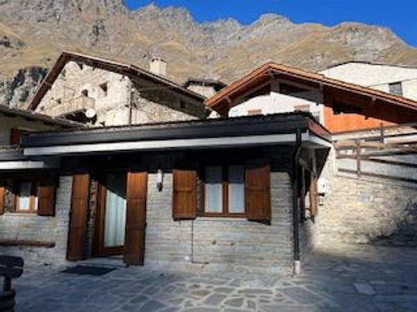 appartamento in affitto a Bardonecchia in zona Rochemolles