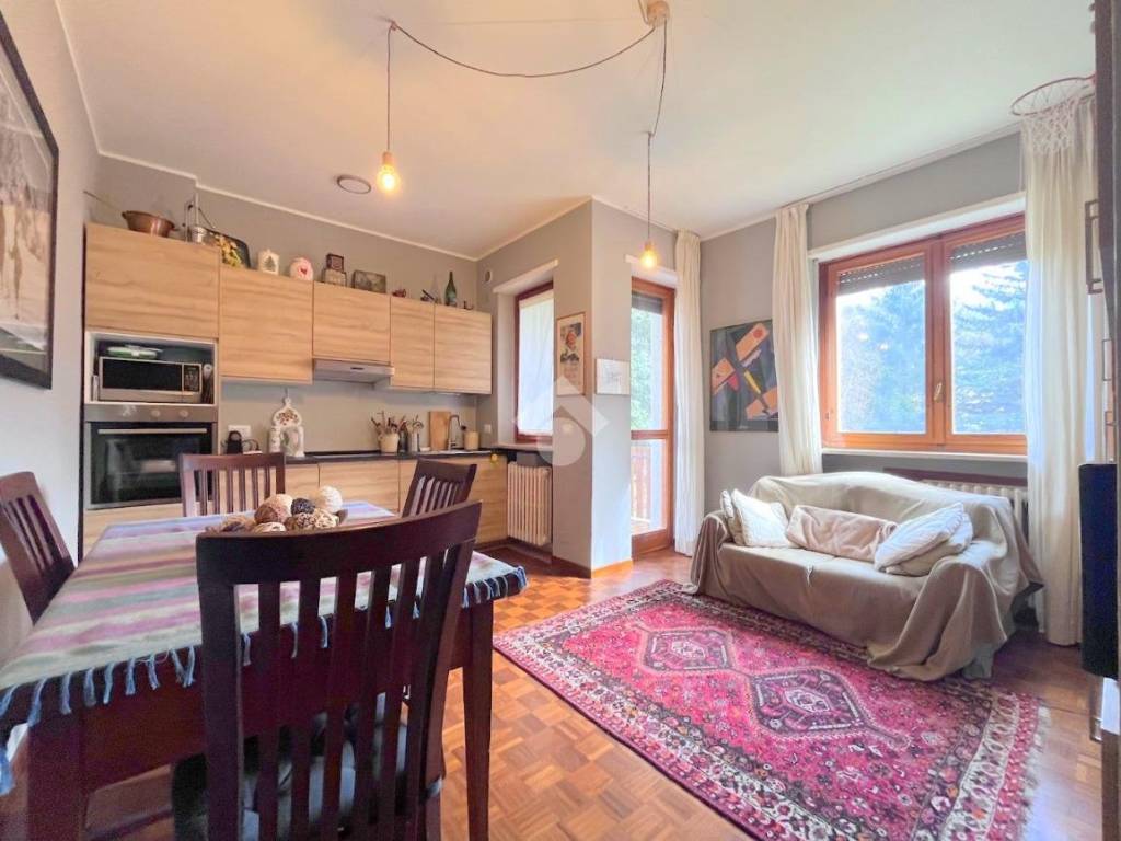 appartamento in affitto a Bardonecchia in zona Melezet