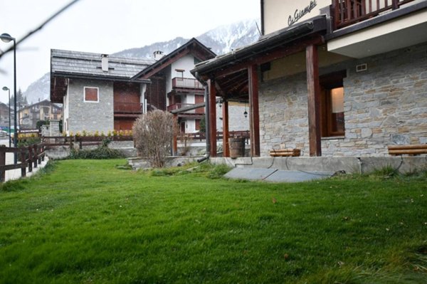 appartamento in affitto a Bardonecchia in zona Les Arnauds