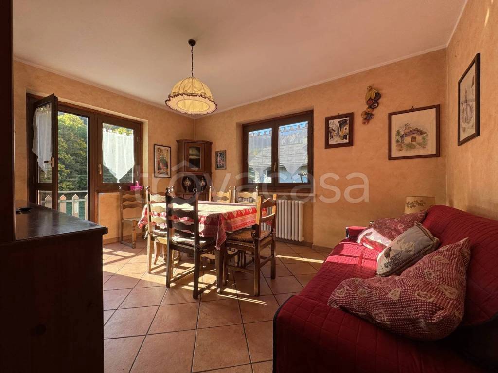 appartamento in affitto a Bardonecchia in zona Melezet