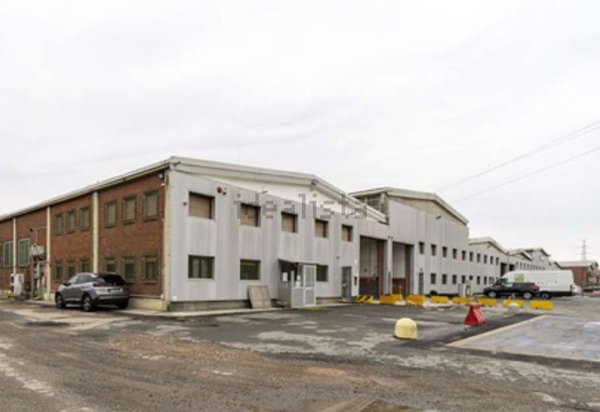 locale di sgombero in affitto a Beinasco