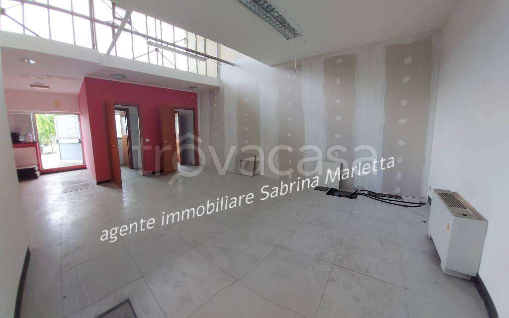 ufficio in affitto a Beinasco