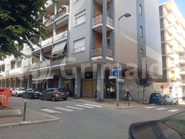 ufficio in affitto a Beinasco in zona Borgaretto