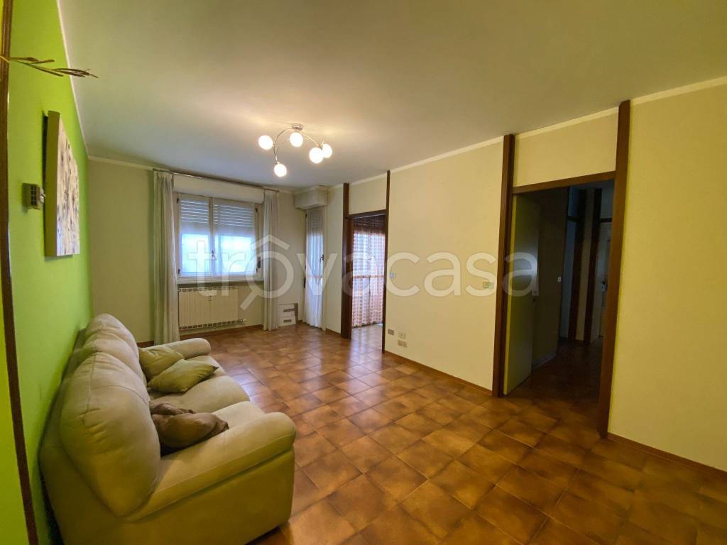 appartamento in affitto a Beinasco in zona Borgaretto