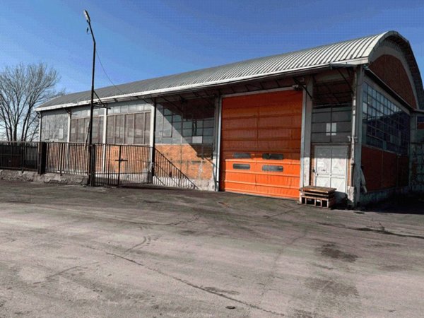 capannone in affitto a Beinasco