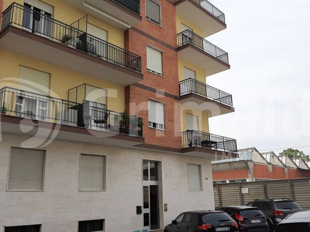 appartamento in affitto a Beinasco in zona Borgaretto