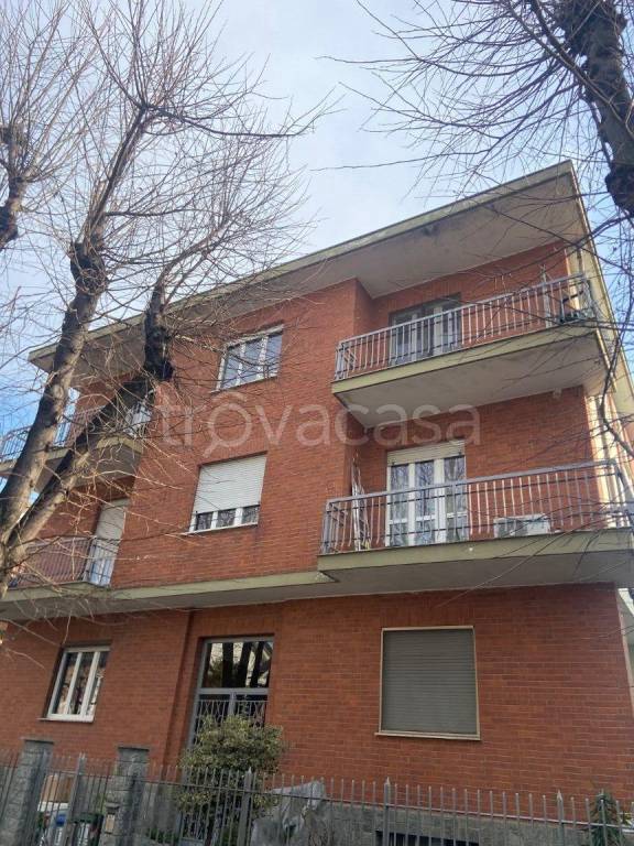 appartamento in affitto a Beinasco in zona Borgaretto